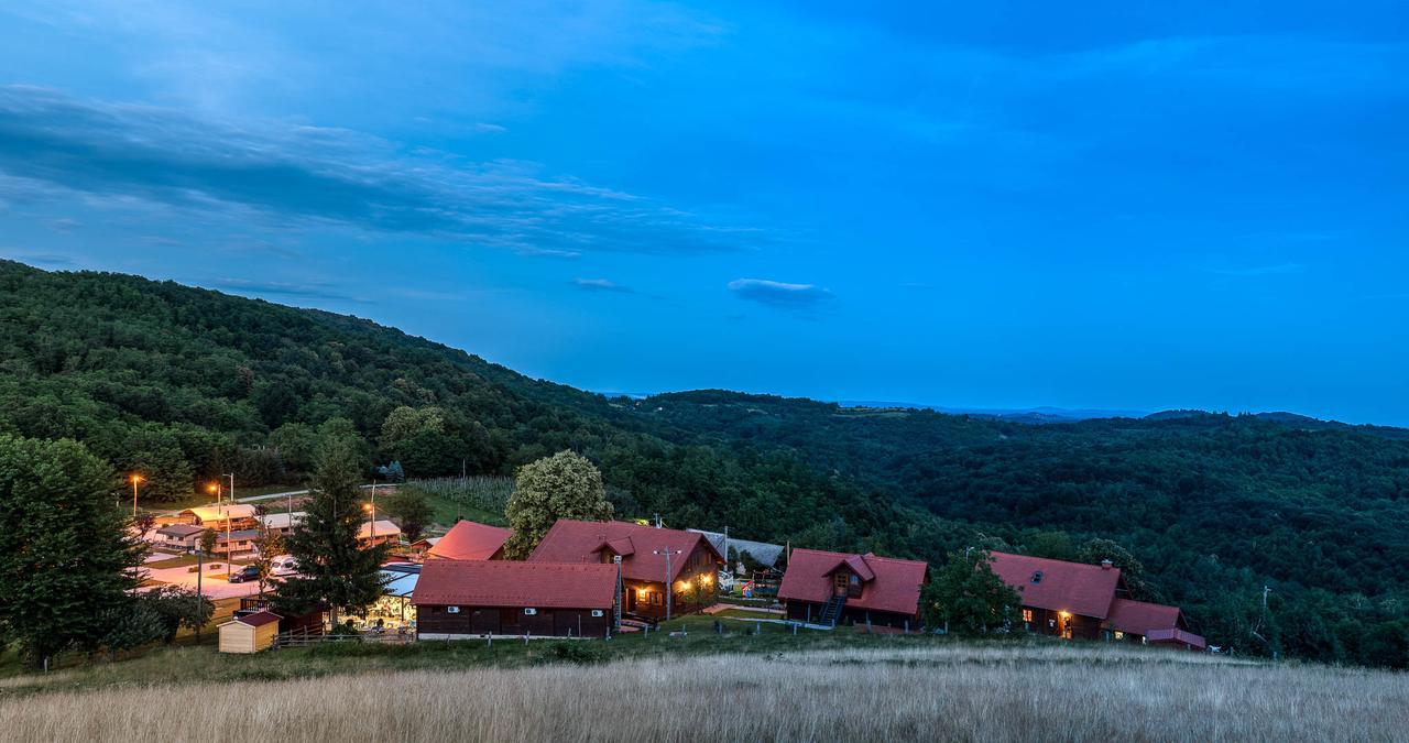 Hotel Srakovcic Heart Of Nature Ribnik Extérieur photo