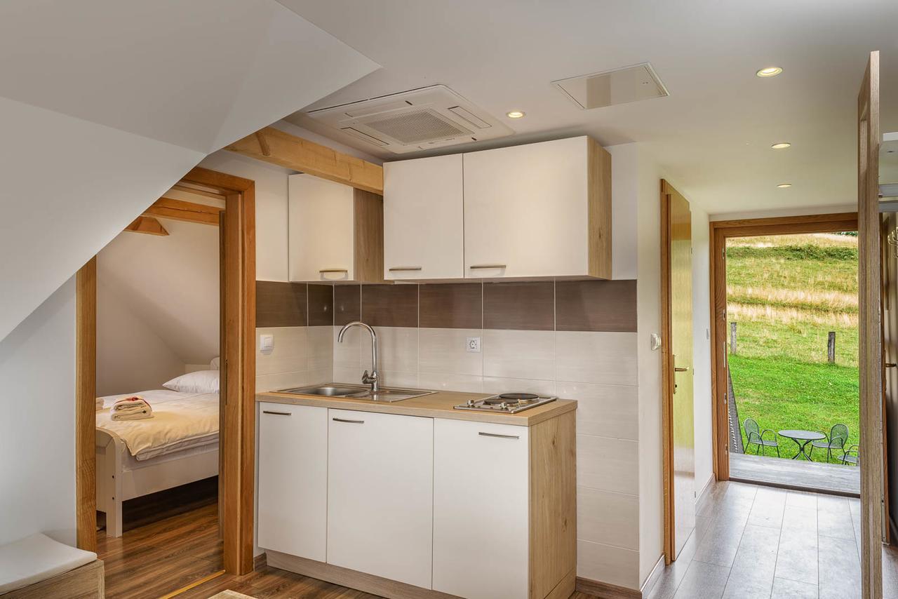 Hotel Srakovcic Heart Of Nature Ribnik Extérieur photo