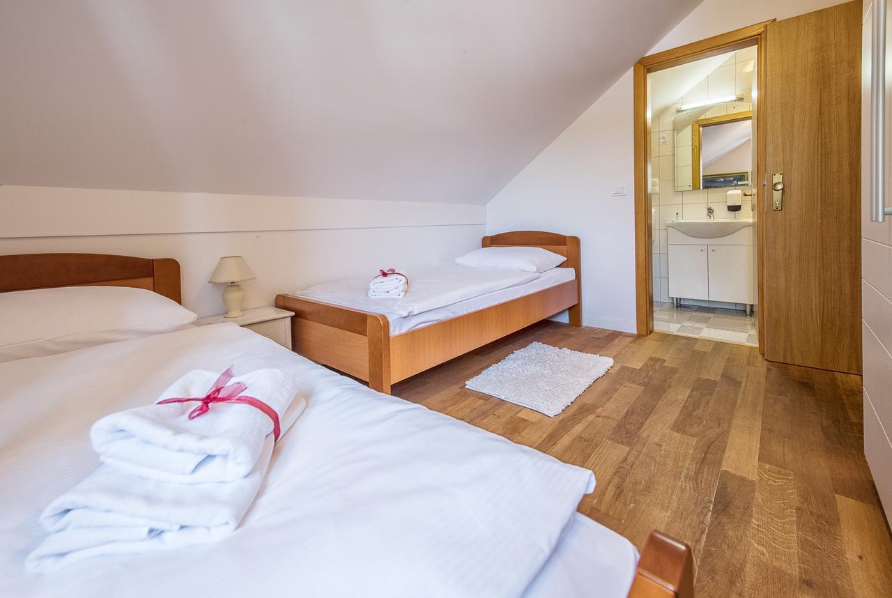 Hotel Srakovcic Heart Of Nature Ribnik Extérieur photo